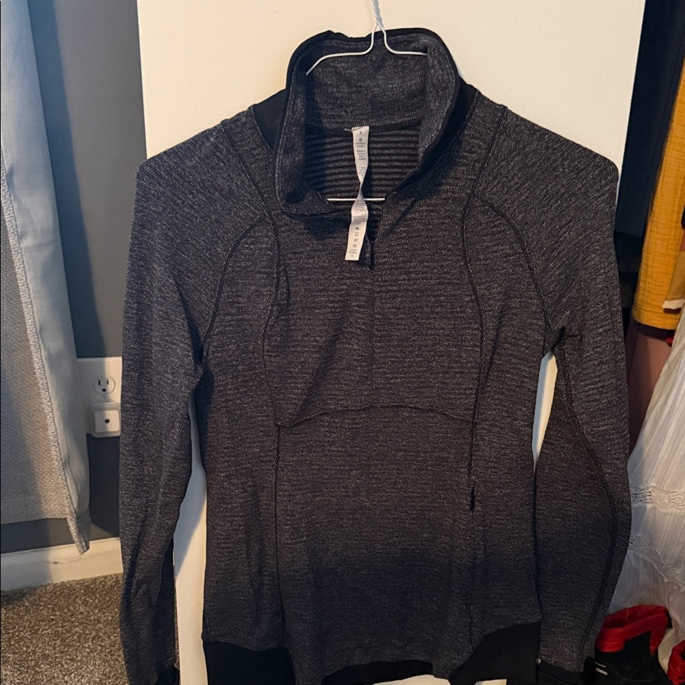 lululemon athletica Gray Long Sleeve Top